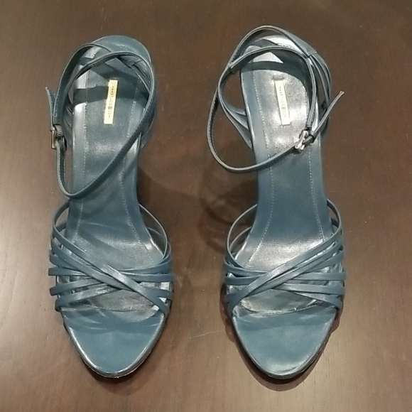 Max Studio, womans size 9m wedge - Picture 2 of 16